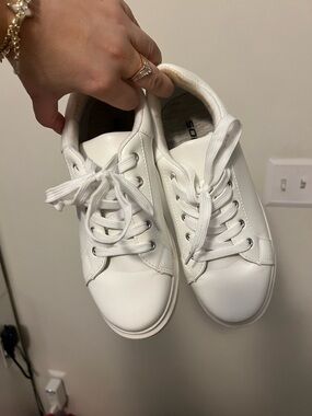 A.L.C. White Low-Top Sneakers